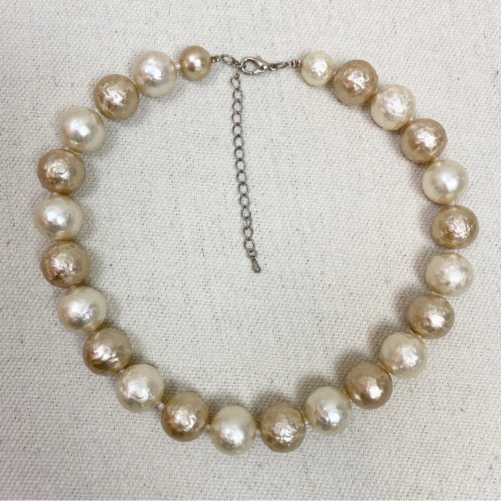 Elegant Chunky Textured Faux Pearl Necklace two tone champagne - Picture 5 of 6